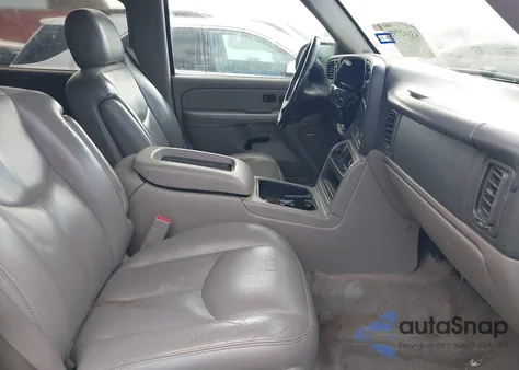 2005 Chevrolet Suburban 1500 Z71 from USA, damaged, VIN 3GNFK16ZX5G156833